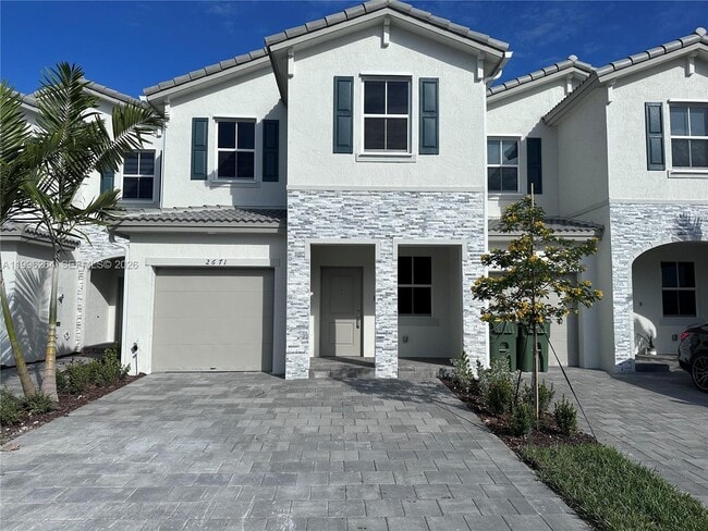 Building Photo - 2671 SE 10th St