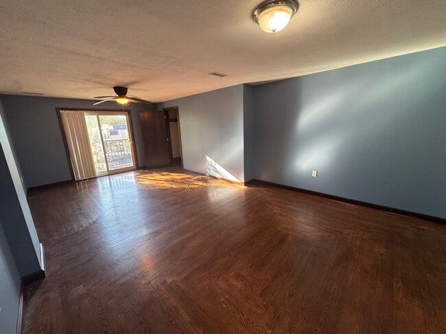 Photo - 242 S Market St Unit 240 S Market 4