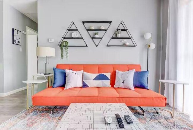 Photo - 2005 Cheshire Dr