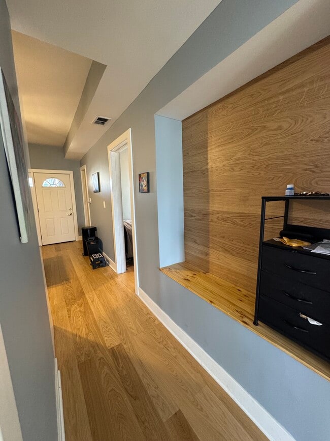 Photo - 2440 W Augusta Blvd Unidad 2