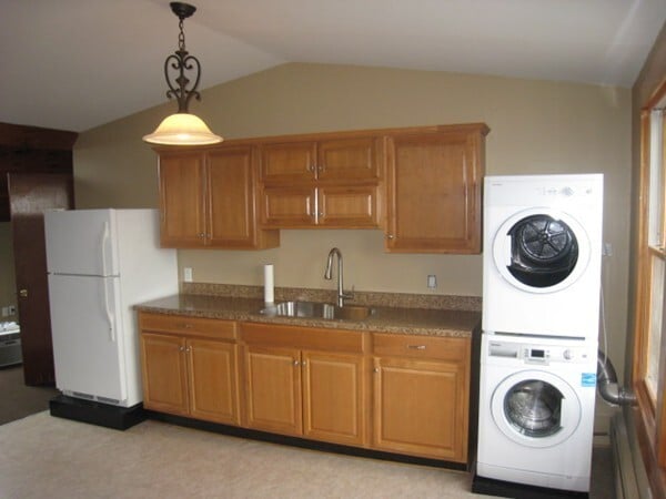 Building Photo - 45 Main St Unit 3