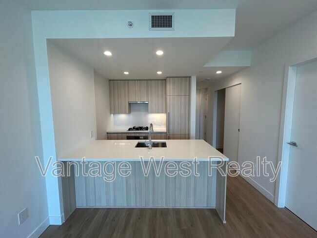 Photo - 1626 Water St