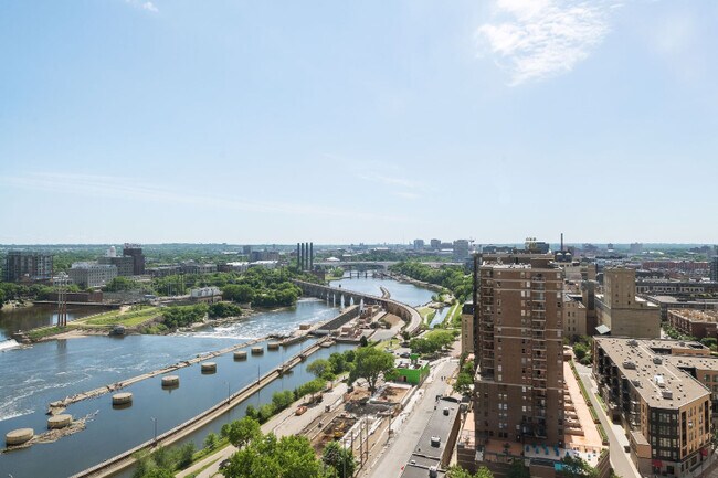 Photo - 100 3rd Ave S Unidad #1801