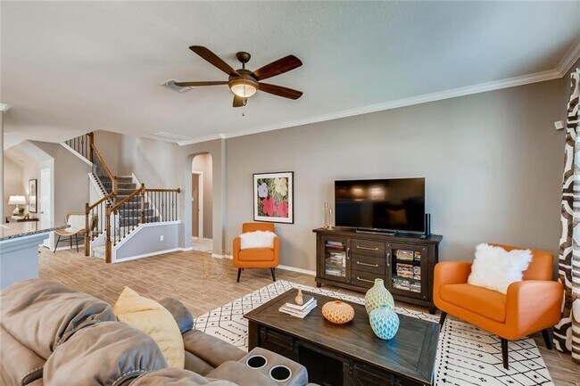 Photo - 121 Kavanaugh St