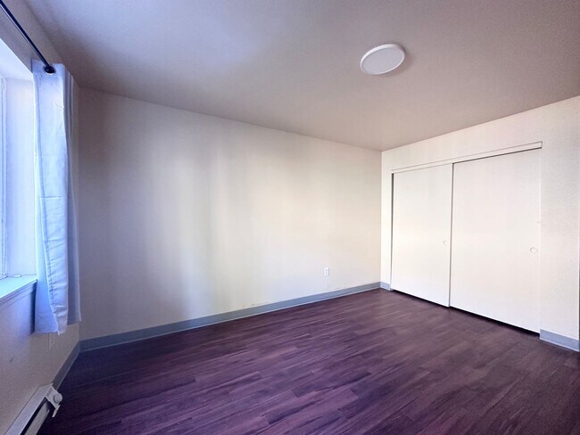 Photo - 1 Bedroom 1 Bath with utilities included! Unidad 17