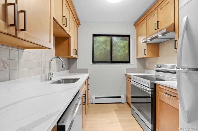 Photo - 500 Central Park Ave Unidad 221