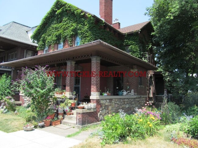 Building Photo - 72-76 Henrietta Street Unit 3 Rental