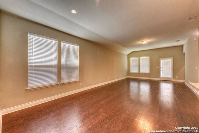 Photo - 27411 Rio Bnd