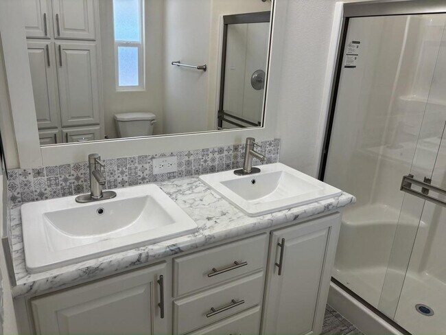 Photo - 8700 E University Dr