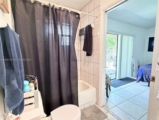 Photo - 954 NW 14th St