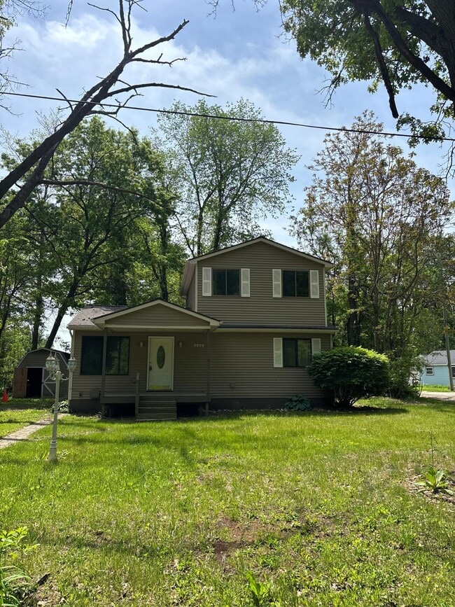 Photo - 3202 Giddings Blvd