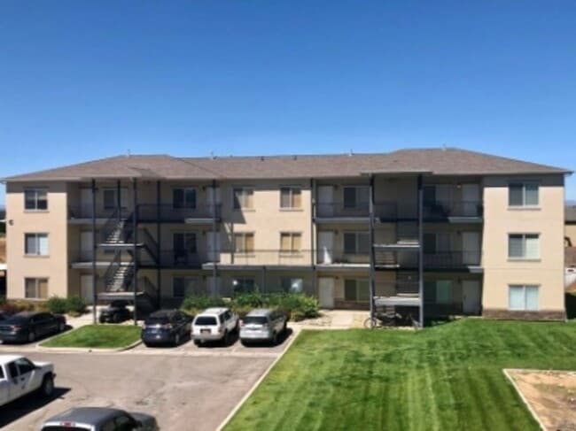 Building Photo - 576 W 1045 N Unit 576 W 1045 N C1 - (Shared)