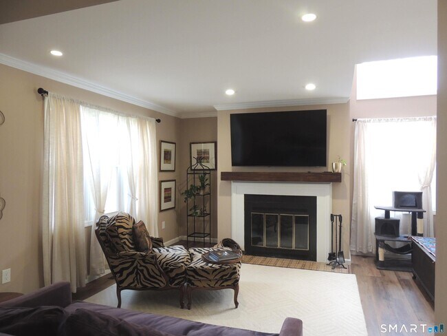 Photo - 124 S Montowese St Unit 10