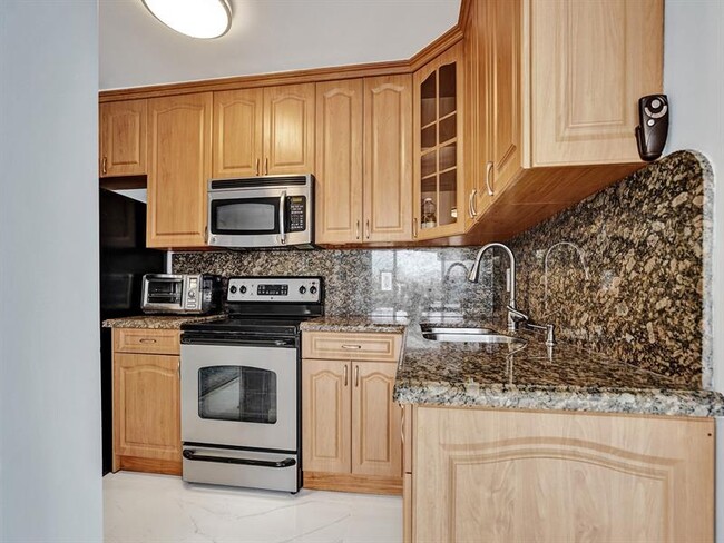 Building Photo - 1439 S Ocean Blvd Unit 304