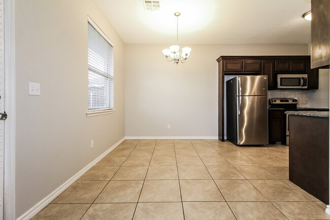 Photo - 10609 SW 32nd St