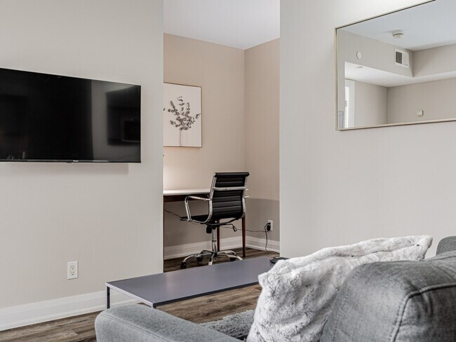 Photo - 156 Cumberland St Unit SI ID1495833P