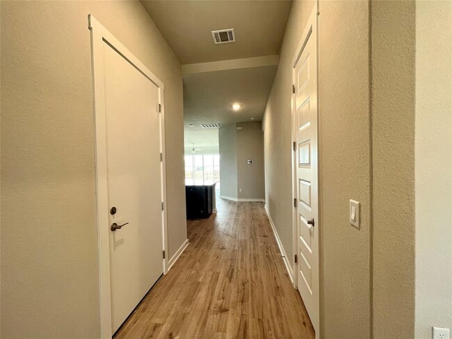 Photo - 2308 Bear Cub Bend