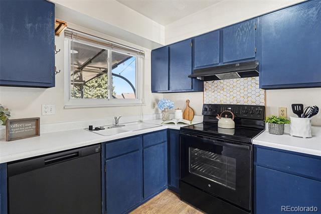 Photo - 1632 S Rifle St