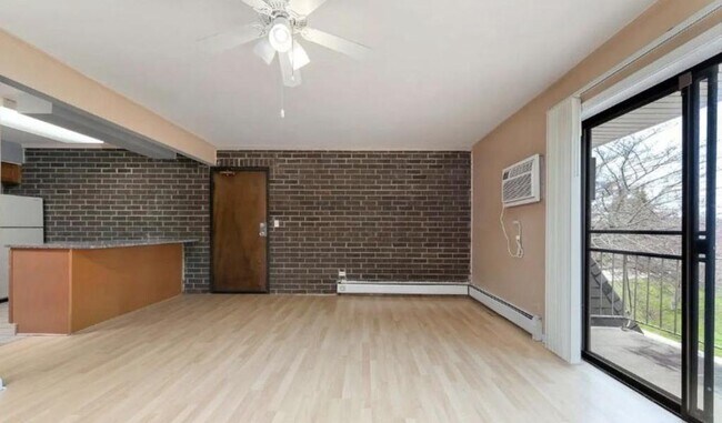 238 E Bailey Rd