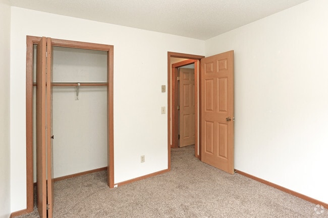 2HAB, 1BA - 840&nbsp;ft² - Huntington Hills Apartments & Townhomes