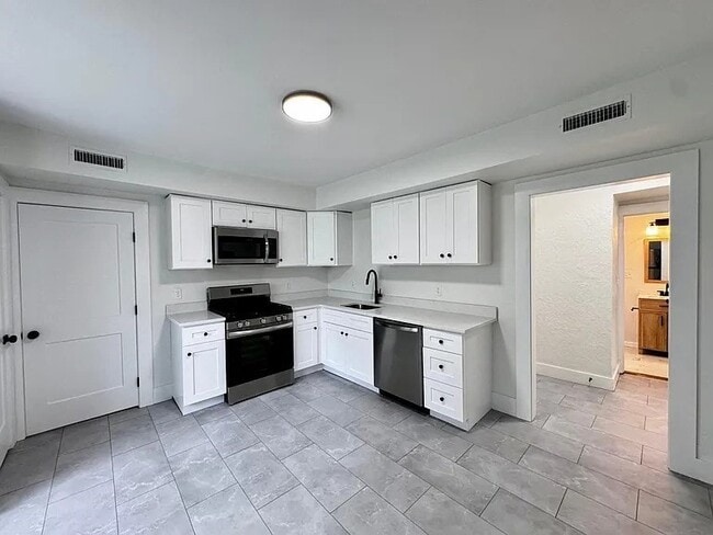 Photo - 21 Main St Unit B