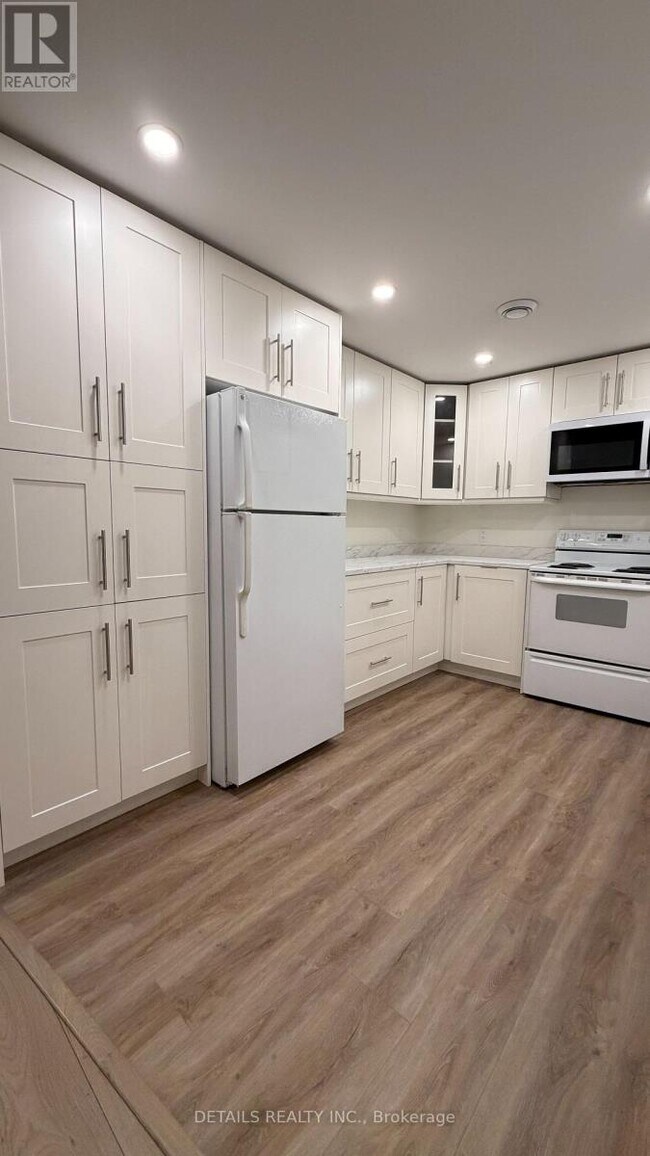 Photo - 190 Ottawa St