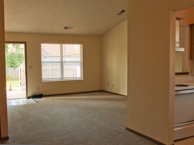 Living Area - Findlay Village Square