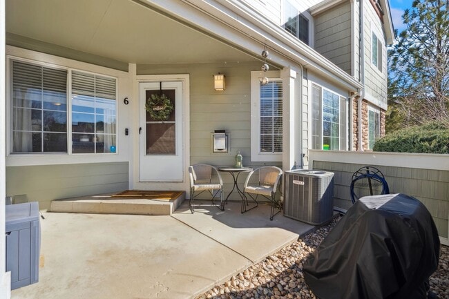 Photo - 5550 Corbett Dr