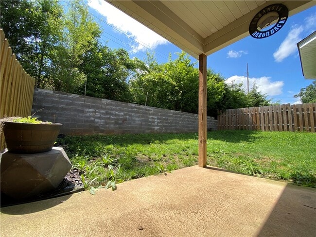 Photo - 133 S Pinyon Point