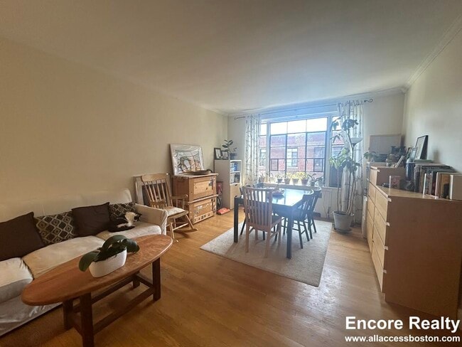 Building Photo - 103 Longwood Ave Unit 6 Rental