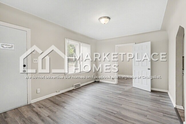 Photo - 22046 Birchwood Ave