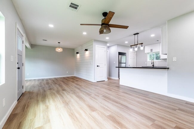 Photo - 9529 Fairland Dr