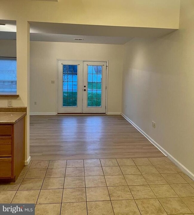 Photo - 2037 Powell Dr