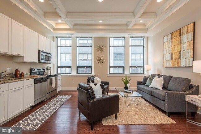 Photo - 1501 Locust St