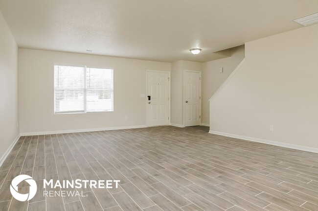 Photo - 2304 Lannigan Dr