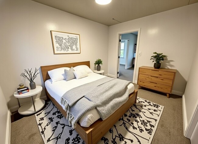 Photo - 2 Bedroom 1 Bathroom in Middletown!