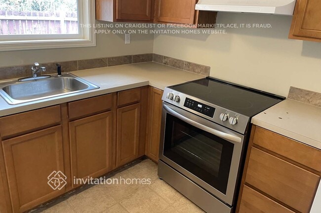Photo - 8611 121st St SW