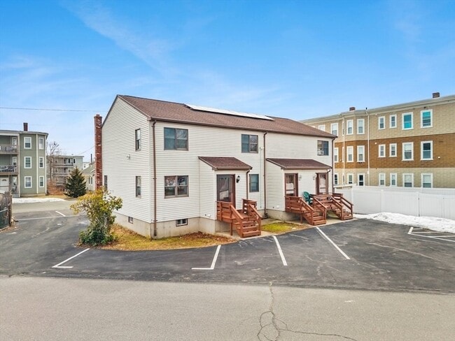Building Photo - 37 Blendall St Unit 37