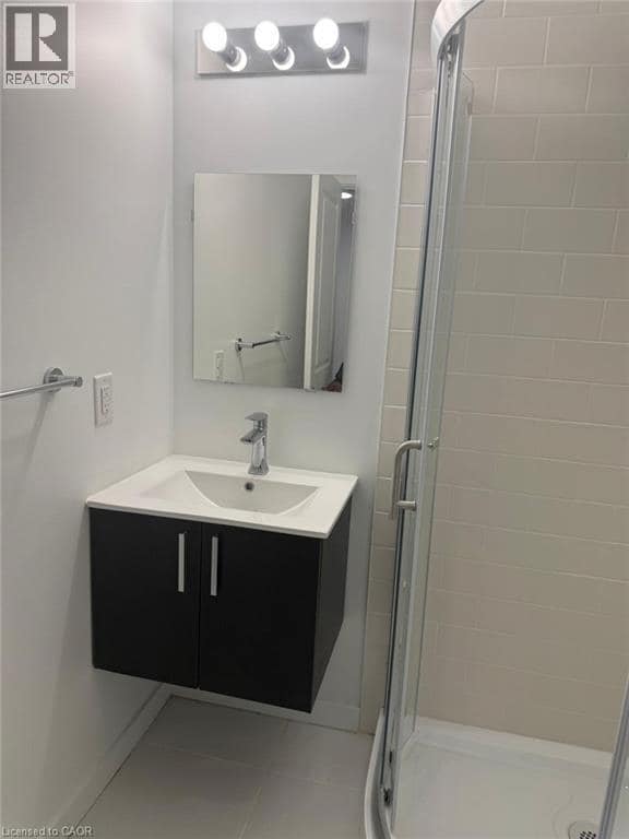 Photo - 133 HighRiver Trl