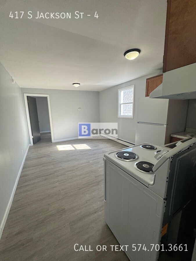 Photo - 417 S Jackson St Unidad 4