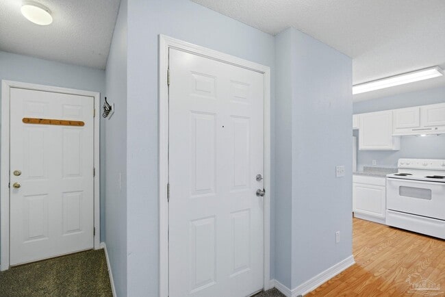 Photo - 1076 Antigua Cir