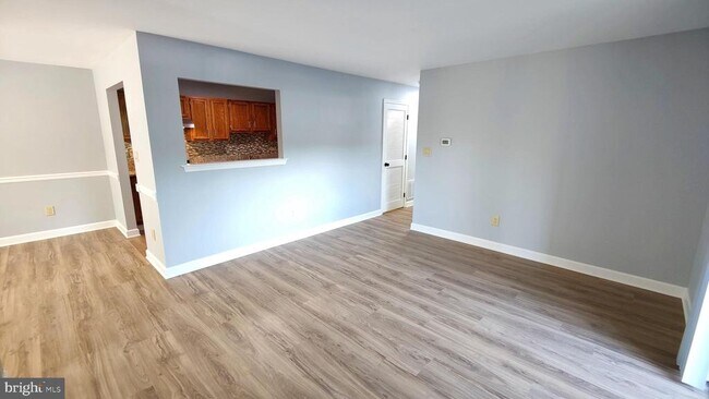 Photo - 151 Steeplechase Ct
