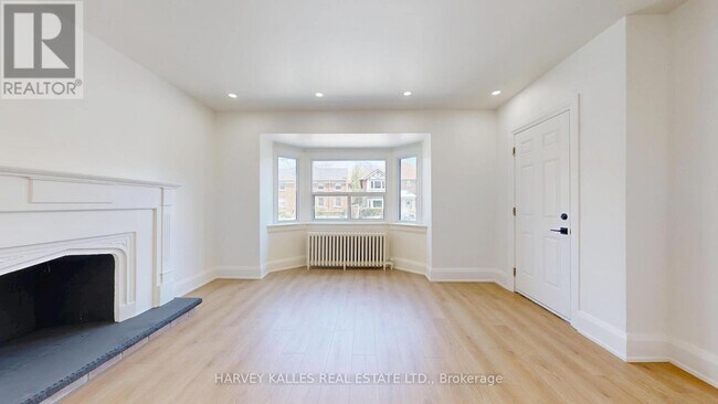 Photo - 1216 Avenue Rd Unit 1