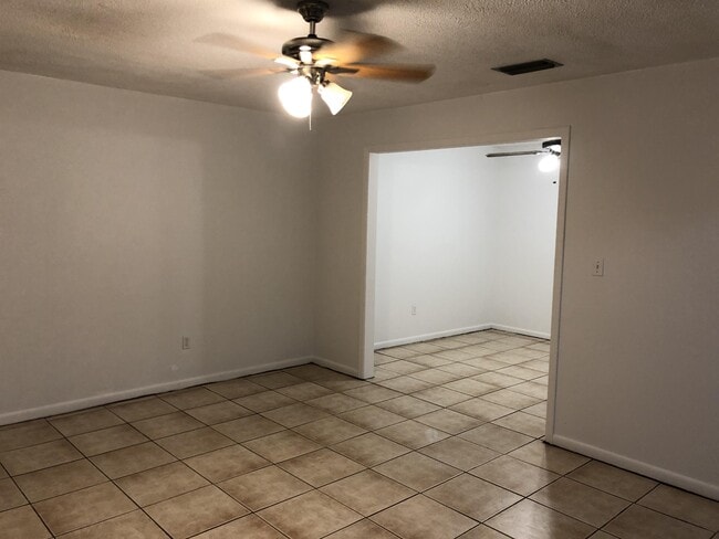 Photo - 617 NW 34th St