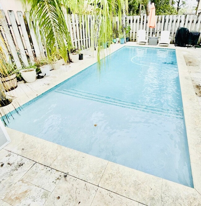 Photo - 507 NE 34th St Unidad ID1231716P