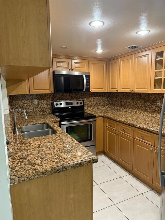 Photo - 8305 SW 152nd Ave Unit A-409