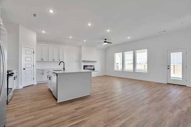 Photo - Brand-New 4 Bedroom in Siloam Springs! 3-C...