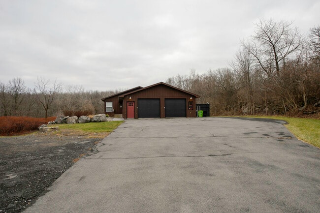 Photo - 4818 McDonald Rd Unit 3