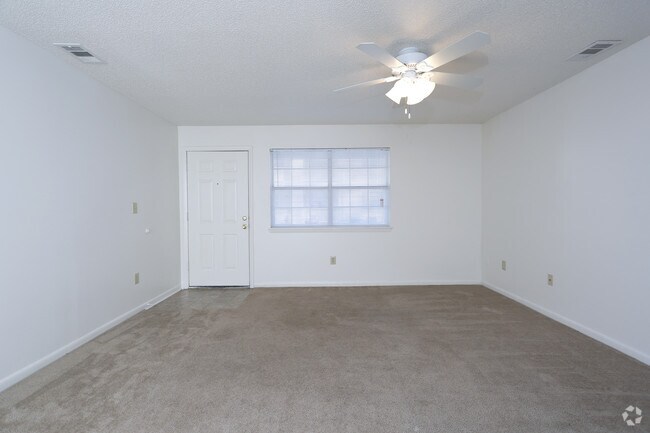 Plantation Oaks Apartments