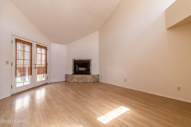 Building Photo - 1200 E River Rd Unit E59